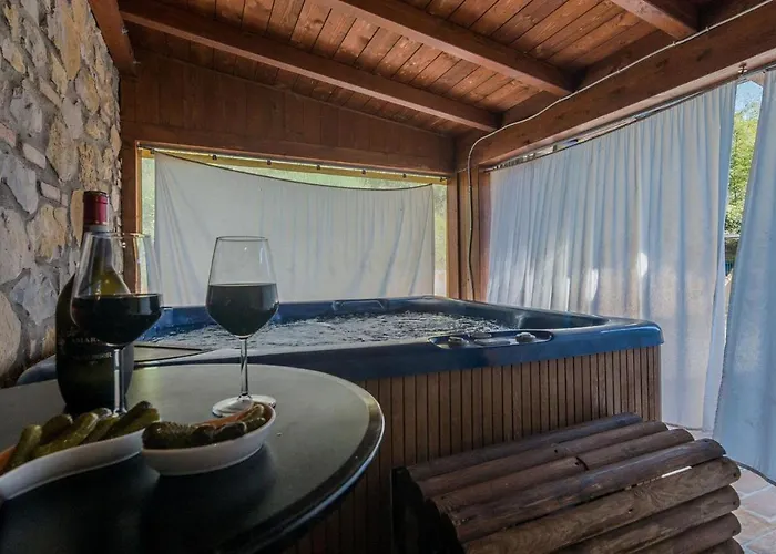 Adriana Вилла Valtopina